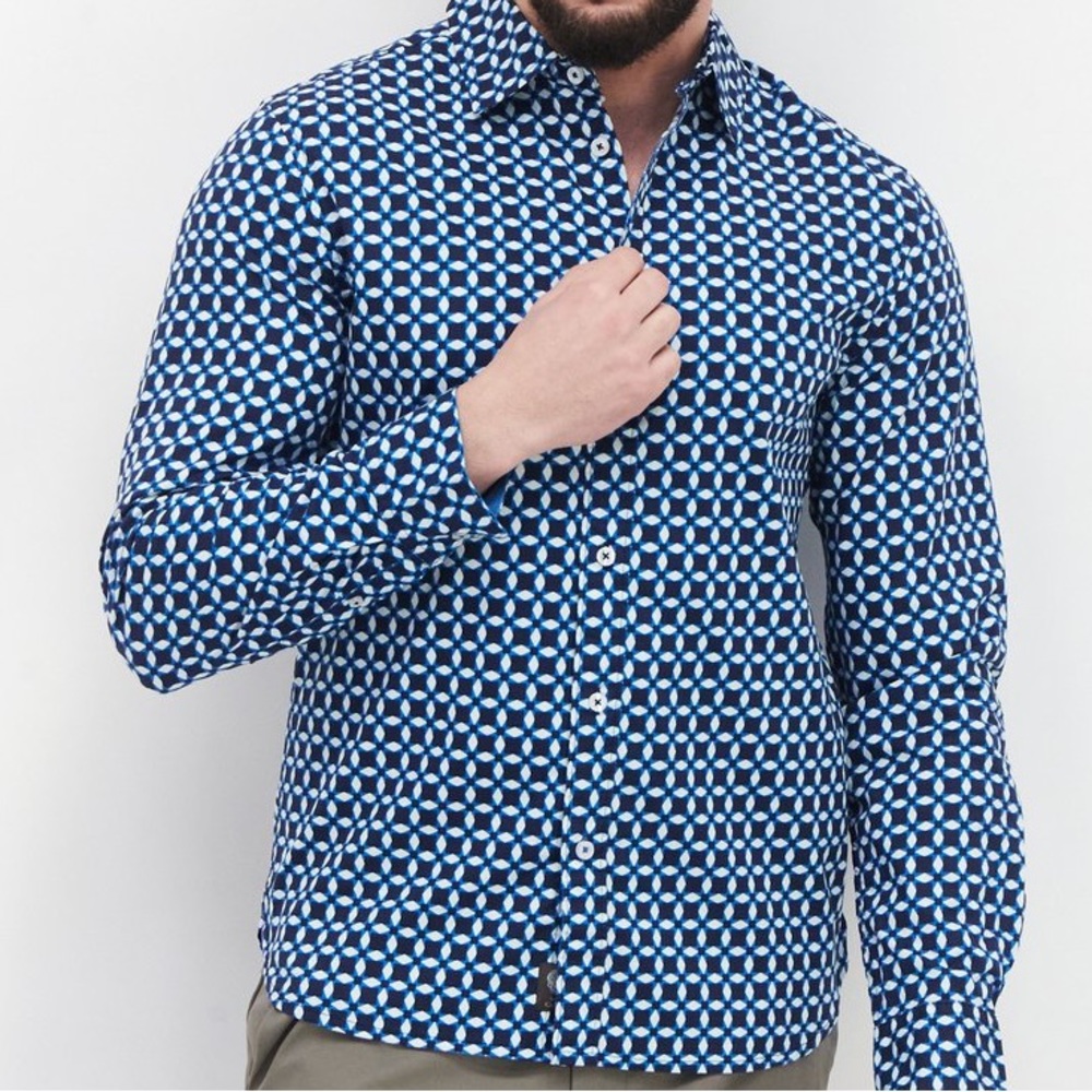 Vince Camuto Men Classic Fit All Over Print Long Sleeves Casual Shirt